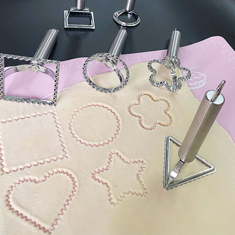 Baking Kitchen At Home - ラビオリパスタカッター、家庭用ペストリーでクッキーを作り、ステンレス鋼型プレス、キッチンツール